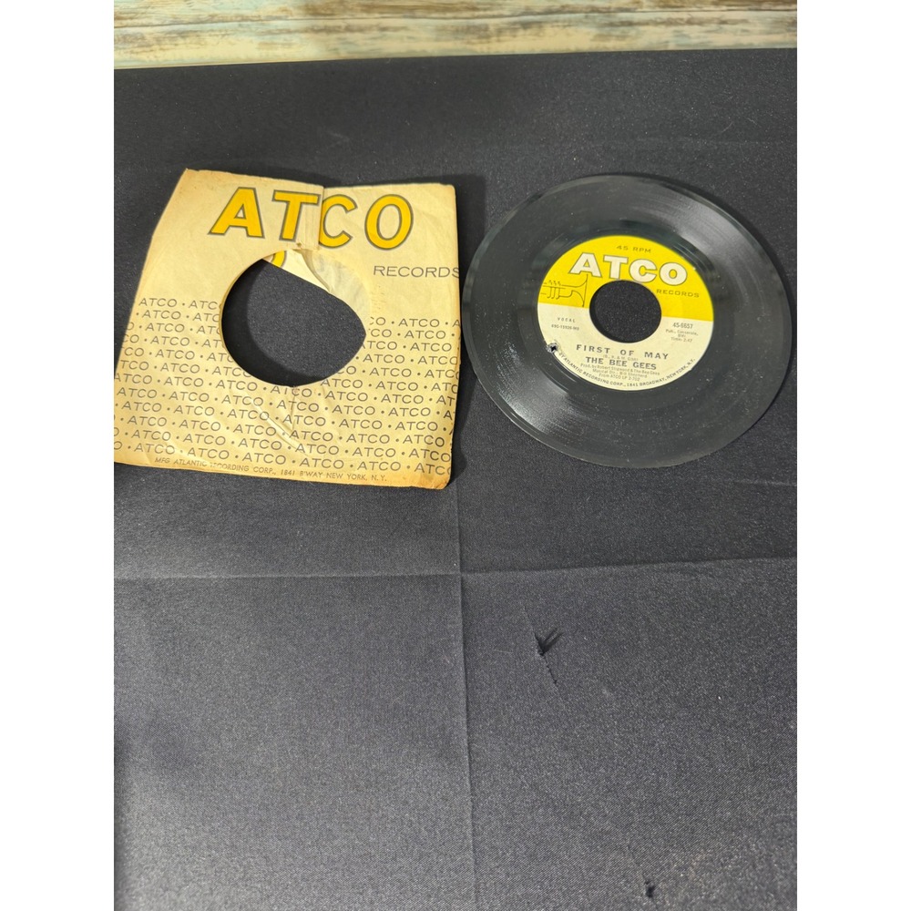 ATCO The Bee Gees 7" Vinyl 45 RPM First of May Lamplight Excellent 1969 Pop Rock